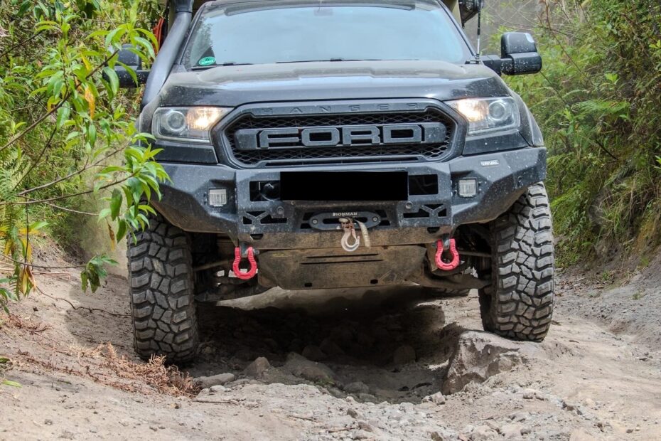 Ford Ranger vs Toyota Hilux