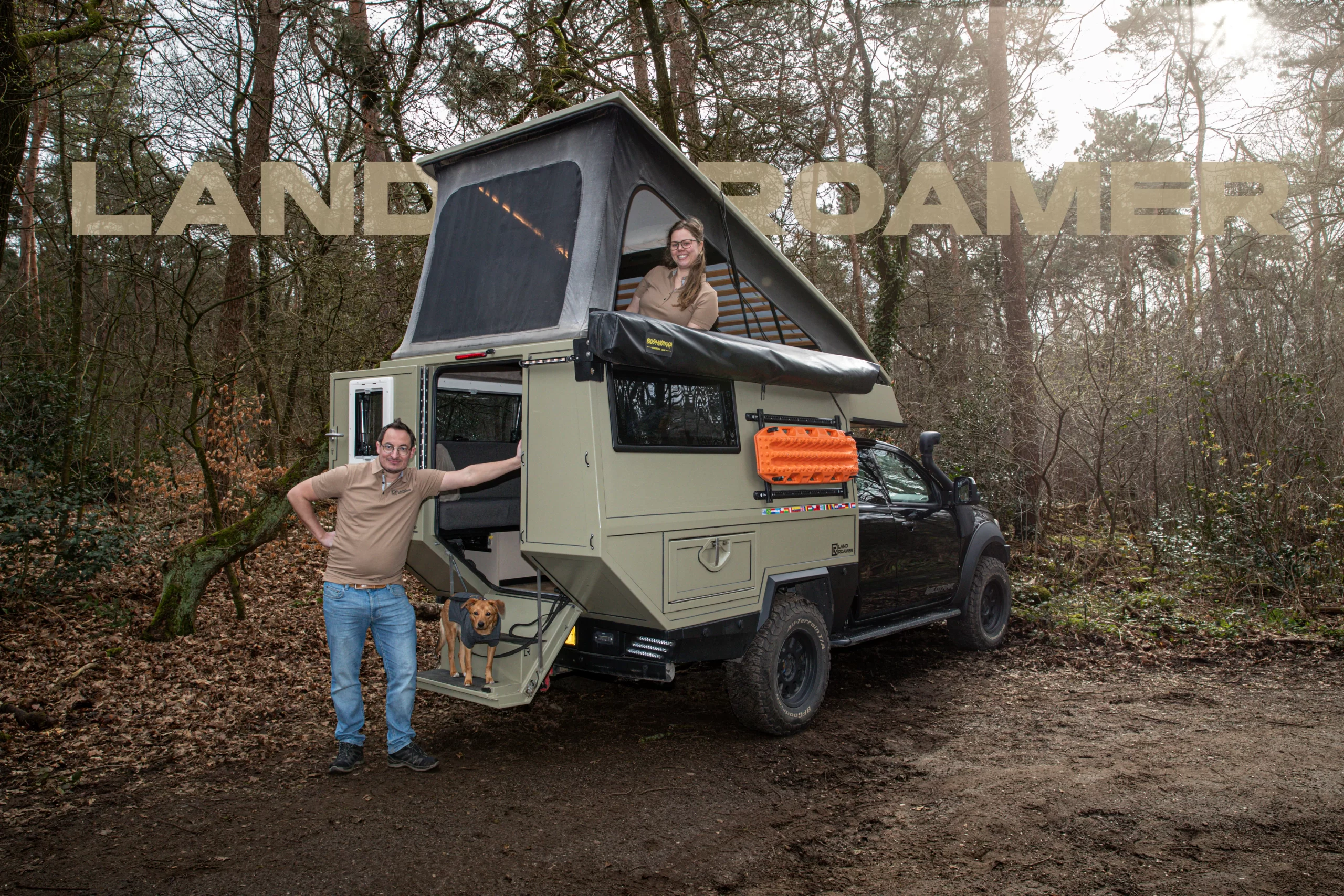 Jerry en Anniek met de Land Roamer Pioneer pickup camper cabine